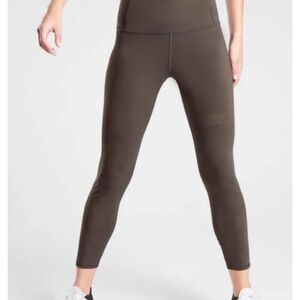 Athleta Persistence Taupe Laser Cut 7/8 High Rise Stretch Workout Leggings Sz M